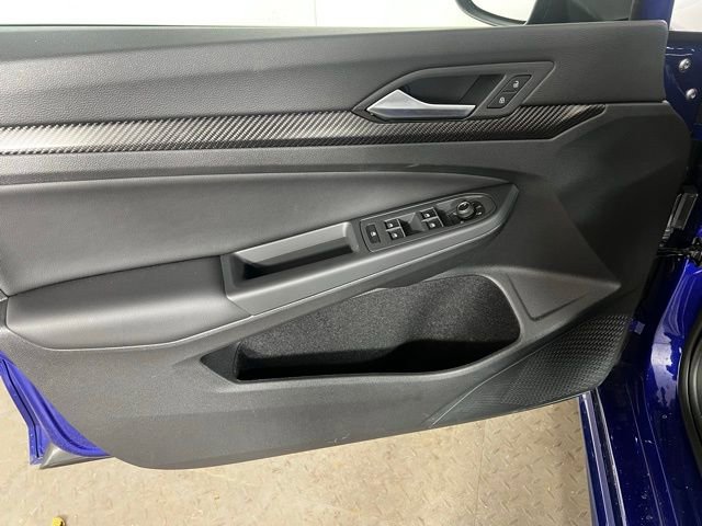 Used 2025 Volkswagen Golf R Black Edition image 18