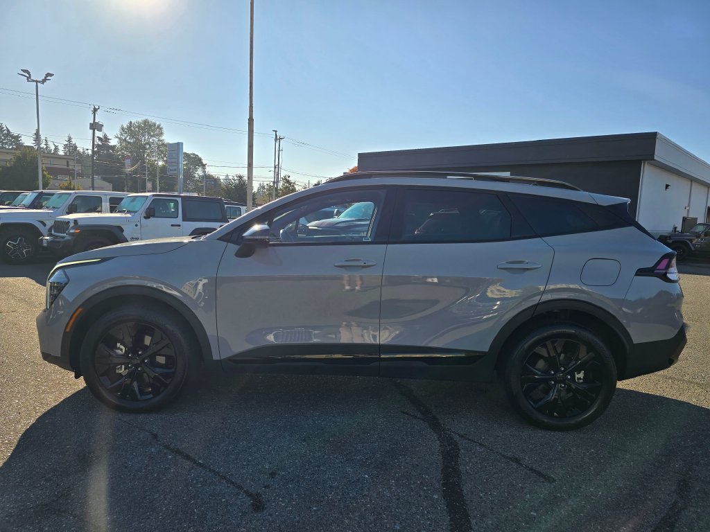 Used 2025 Kia Sportage X-Line w/ Premium Package AWD/4WD image 5