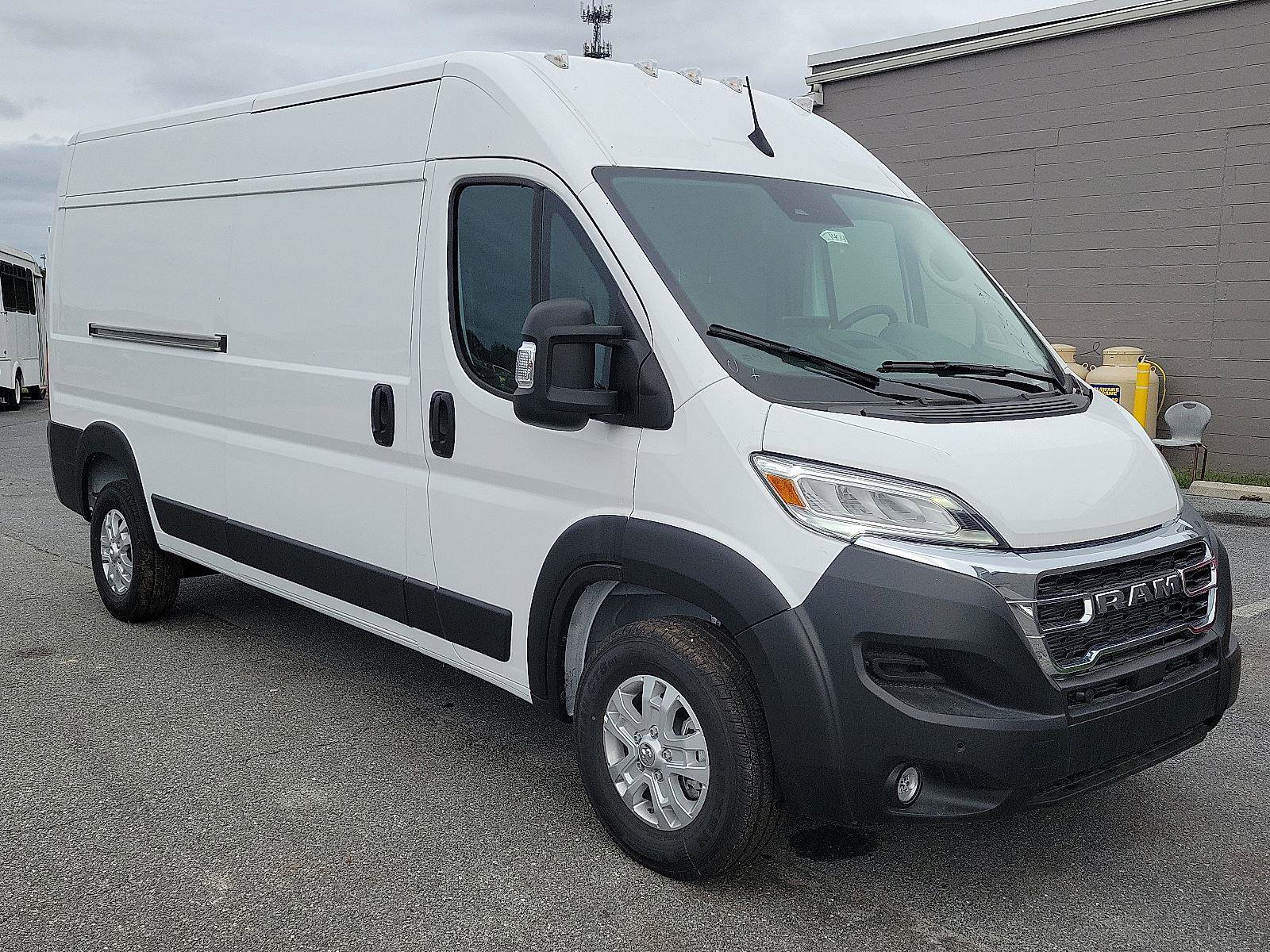 New 2024 RAM ProMaster 2500 w/ Quick Order Package 22H SLT+ image 2