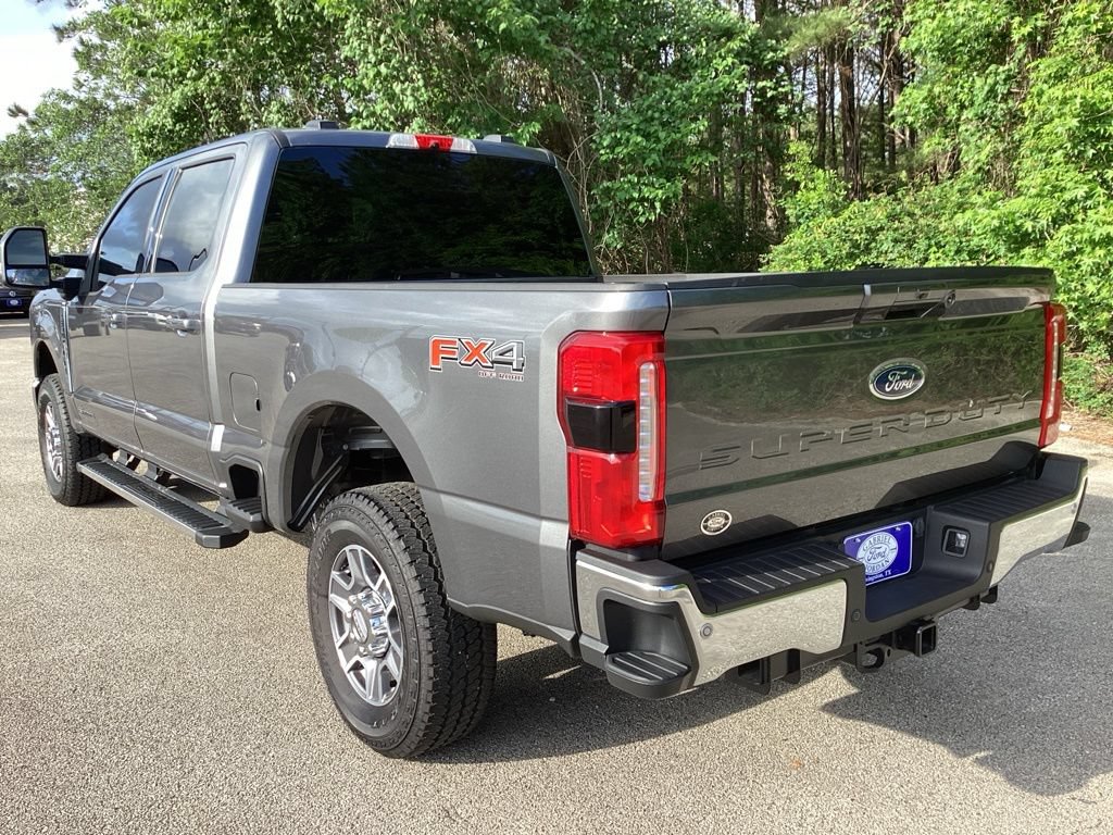 New 2026 Ford F250 Lariat w/ FX4 Off-Road Package AWD/4WD image 9