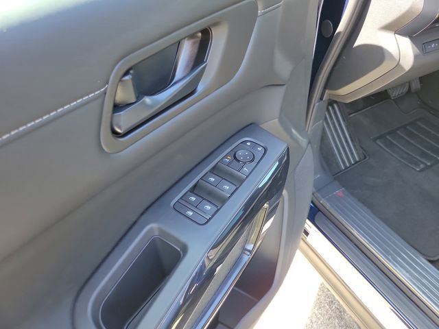 New 2026 Nissan Pathfinder SV AWD/4WD image 6