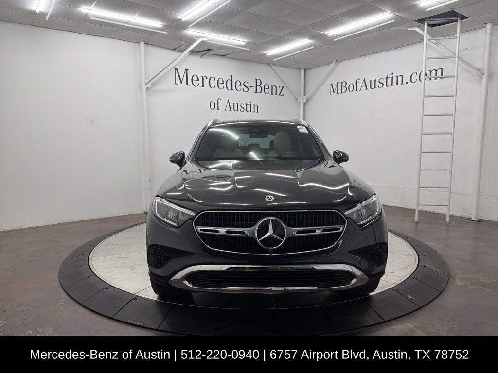 Used 2025 Mercedes-Benz GLC 300 4MATIC video 2