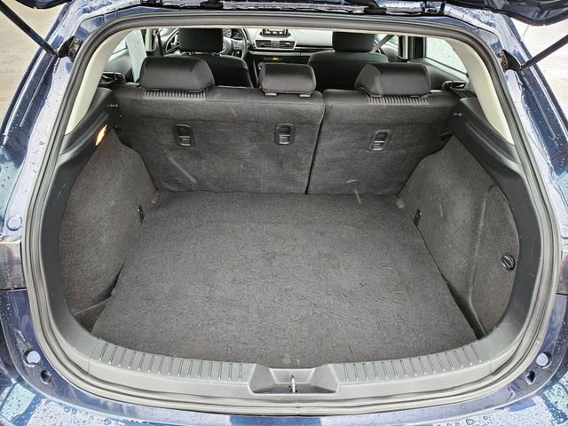 Used 2016 MAZDA MAZDA3 i Touring image 11