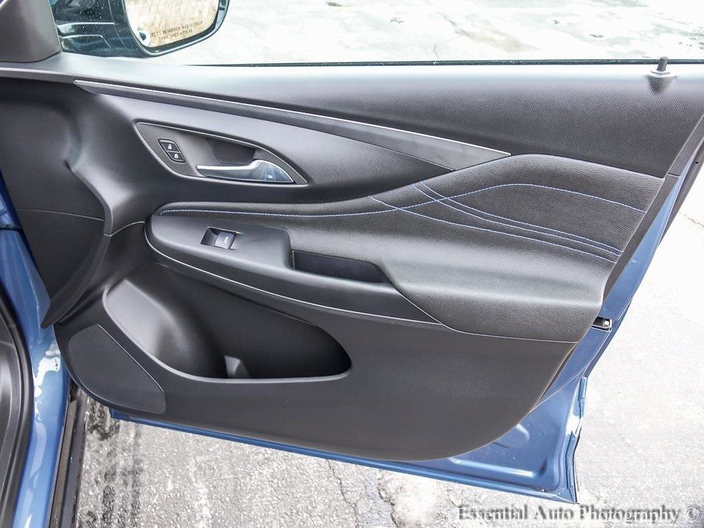 Used 2025 Buick Envista Sport Touring w/ Convenience I Package image 25