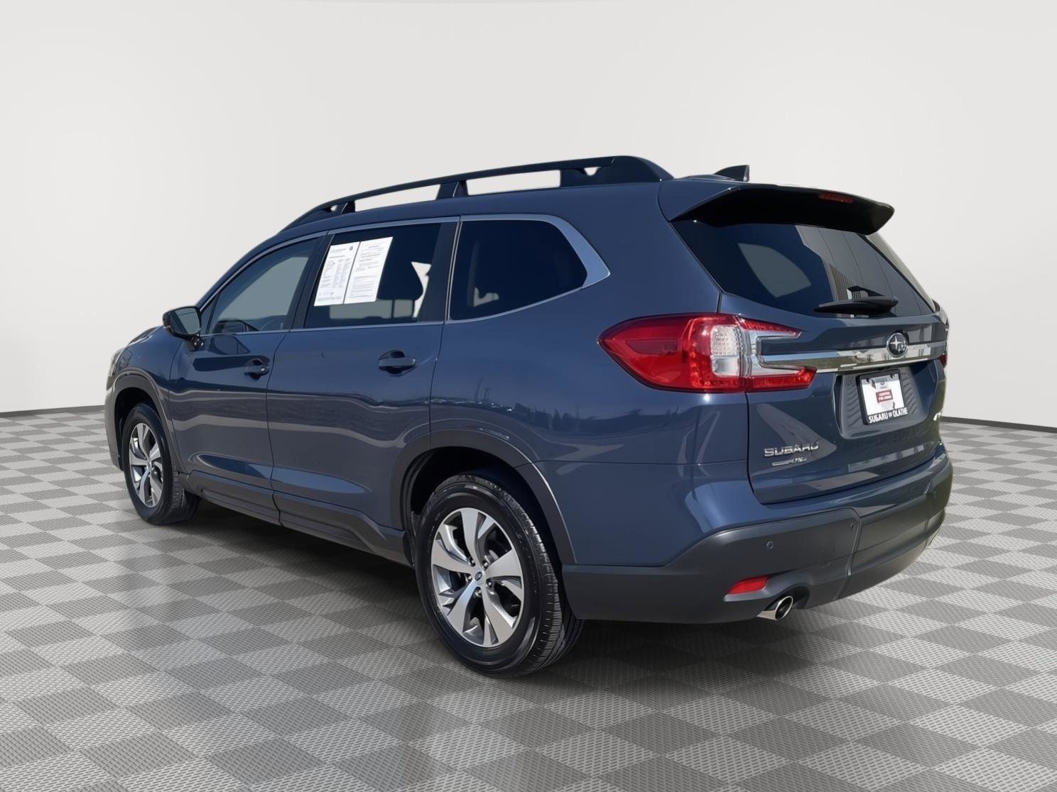 Certified 2025 Subaru Ascent Premium image 5