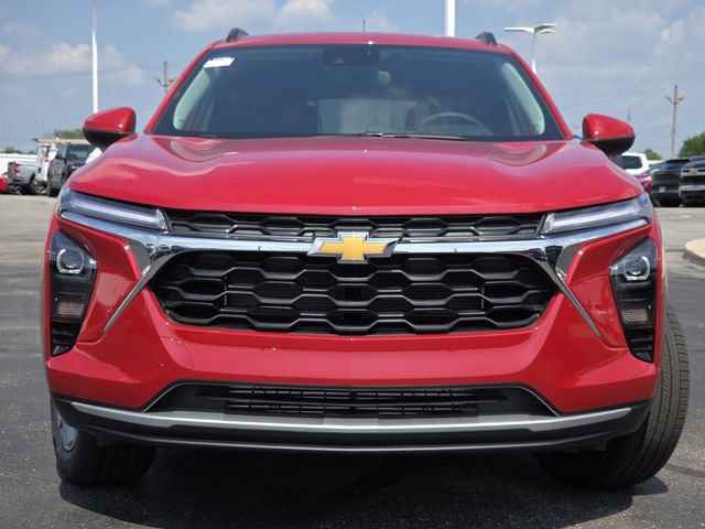 New 2026 Chevrolet Trax LT w/ LT Convenience Package FWD image 8