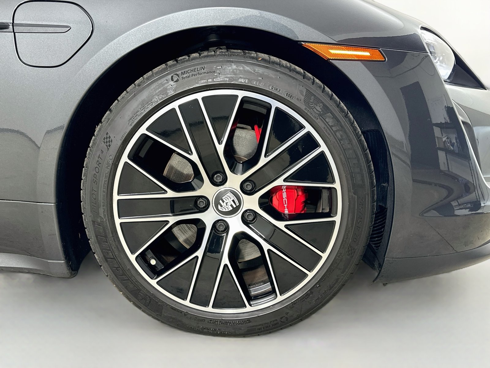 Used 2021 Porsche Taycan 4S w/ Premium Package AWD/4WD image 11