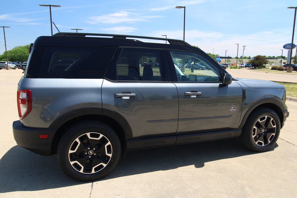 Used 2021 Ford Bronco Sport Outer Banks w/ Outer Banks Package AWD/4WD image 5