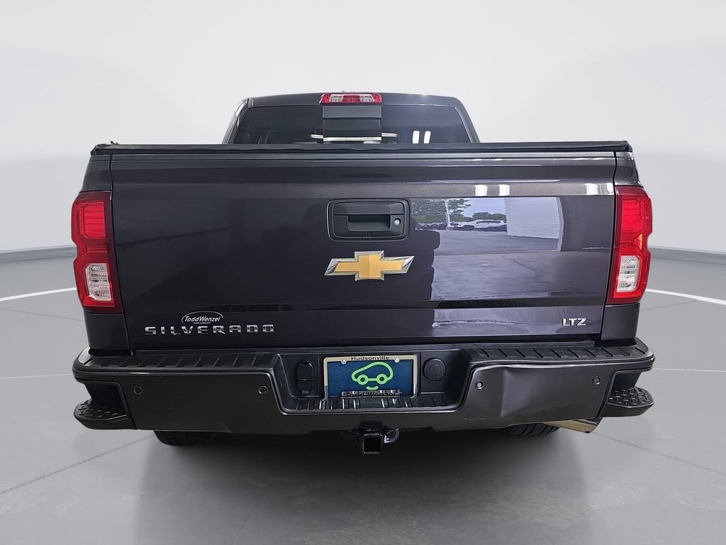 Used 2016 Chevrolet Silverado 1500 LTZ Z71 w/ LTZ Plus Package AWD/4WD image 5