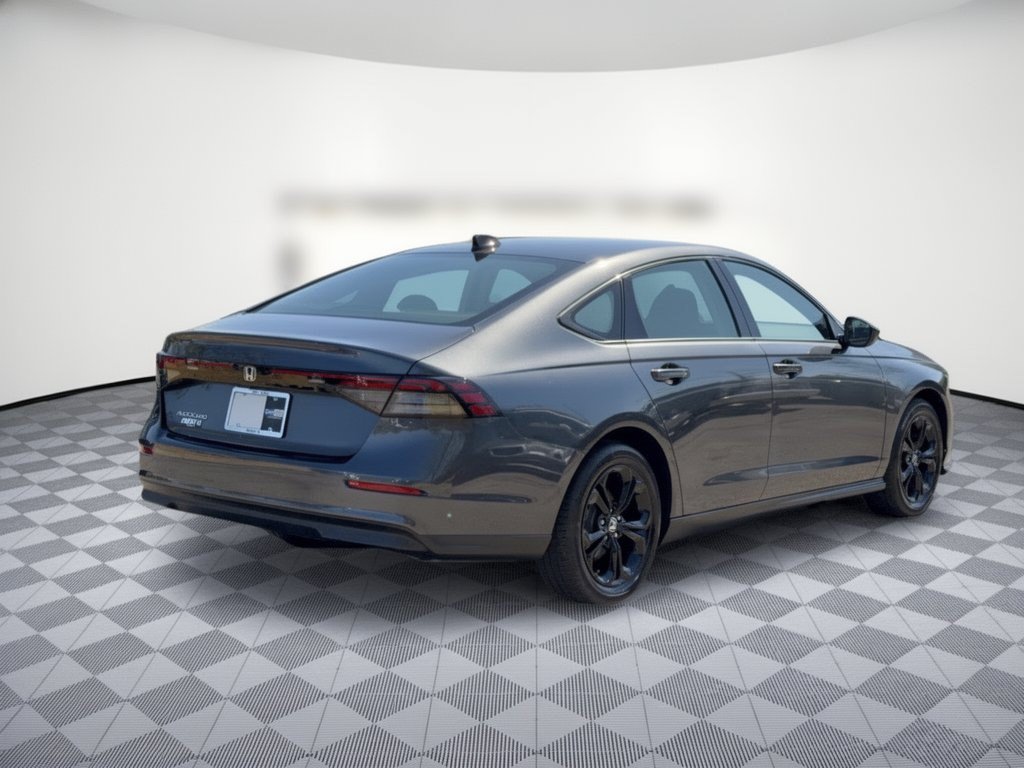 Used 2025 Honda Accord SE image 9