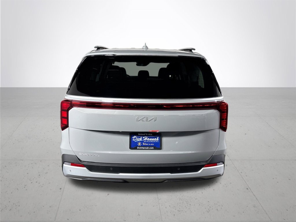 New 2027 Kia Carnival EX FWD image 7
