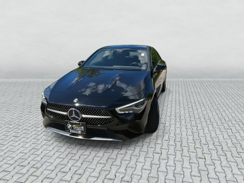 Used 2025 Mercedes-Benz CLA 250 4MATIC image 3