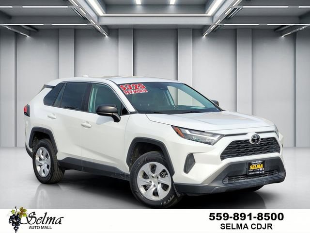 Used 2024 Toyota RAV4 LE image 1