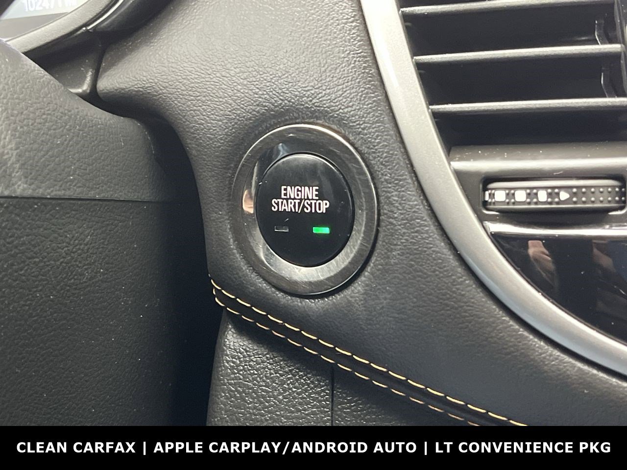 Used 2020 Chevrolet Trax LT w/ LT Convenience Package image 18