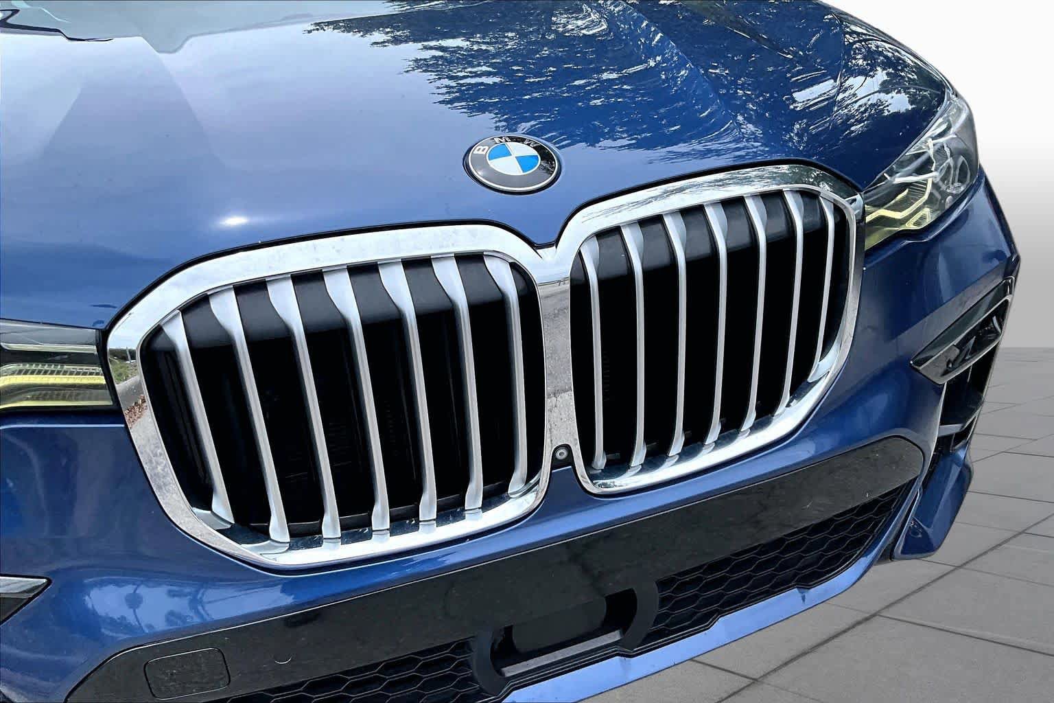 Used 2019 BMW X7 xDrive50i w/ M Sport Package AWD/4WD image 29