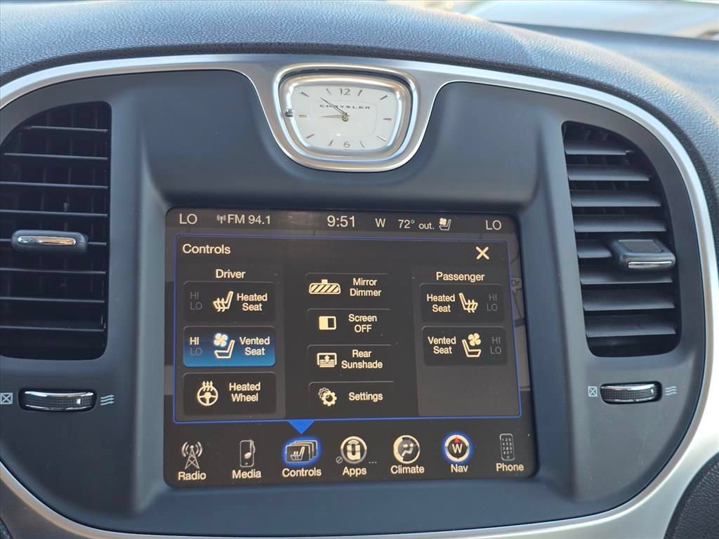 Used 2016 Chrysler 300 C w/ Safetytec Plus Group RWD image 21