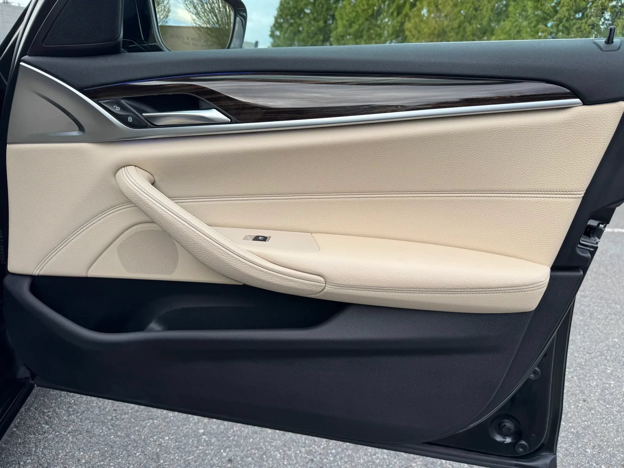 Used 2018 BMW 530e xDrive AWD/4WD image 41