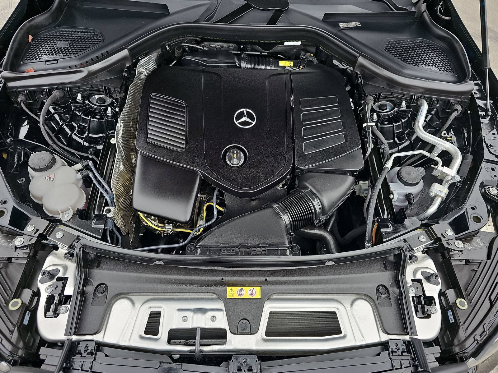 Used 2026 Mercedes-Benz GLC 300 image 29