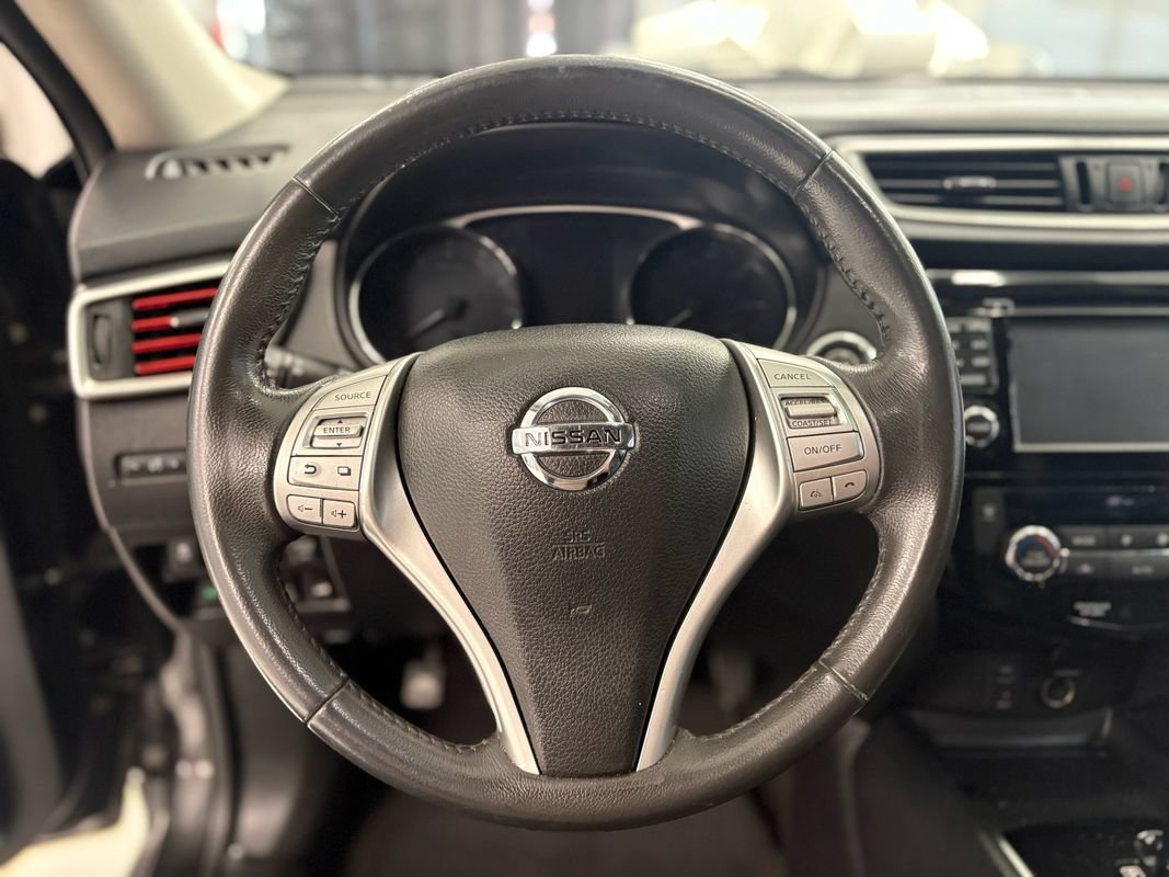 Used 2016 Nissan Rogue SL w/ SL Premium Package AWD/4WD image 16