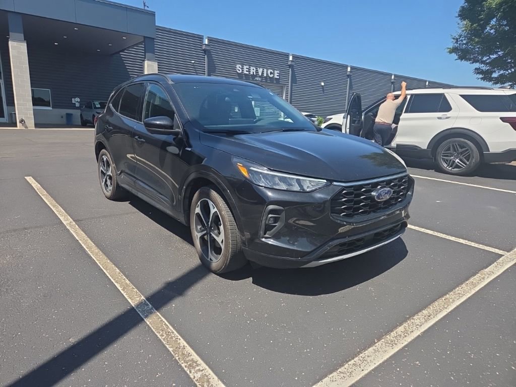 Used 2023 Ford Escape ST-Line Select w/ Tech Pack #2