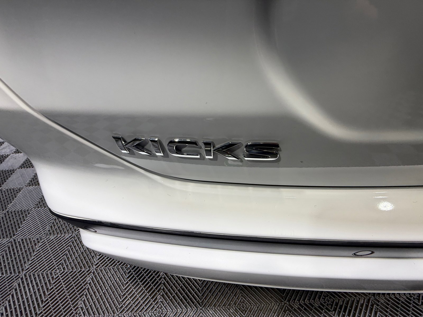 Certified 2025 Nissan Kicks Play S FWD image 24