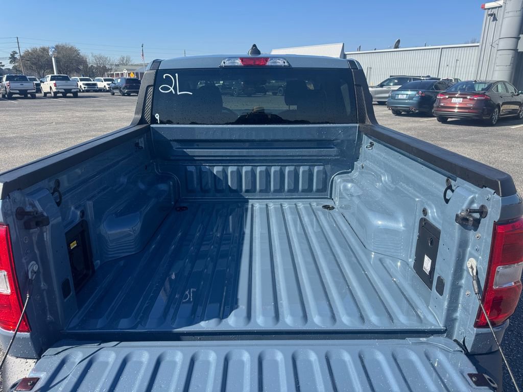 New 2026 Ford Maverick XLT w/ XLT Luxury Package image 18