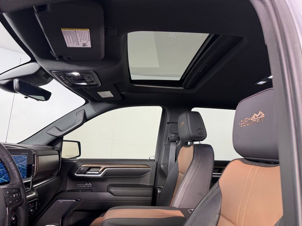Used 2024 Chevrolet Silverado 1500 High Country w/ High Country Premium Package image 28