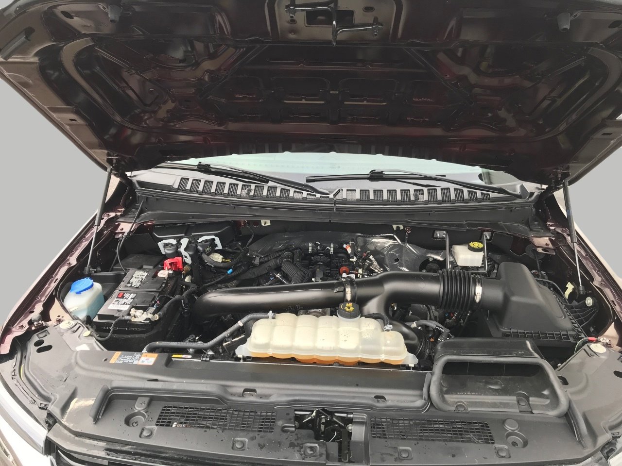 Used 2024 Ford Expedition Limited image 8