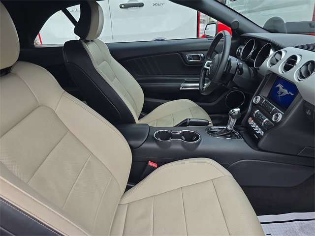 Used 2017 Ford Mustang Premium image 11