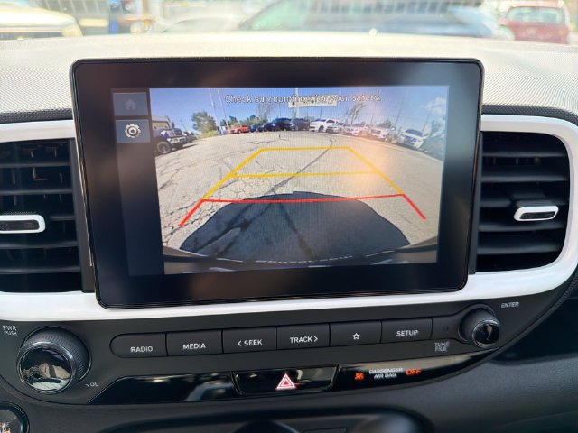 New 2026 Hyundai Venue SEL FWD image 31