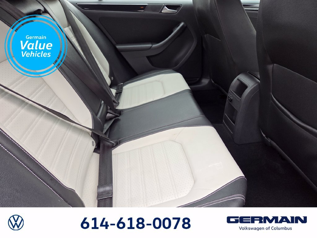 Used 2015 Volkswagen Jetta Sport FWD image 18