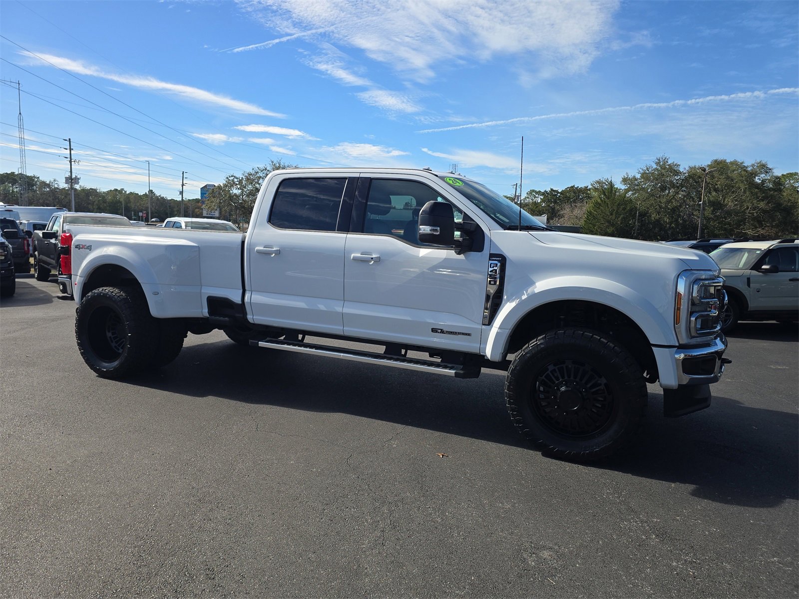 Used 2024 Ford F450 Lariat image 2