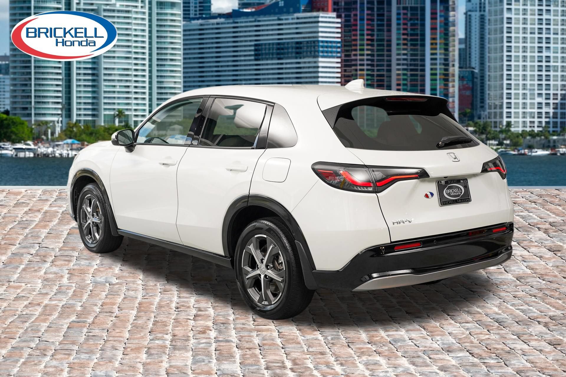 Certified 2024 Honda HR-V EX-L image 6