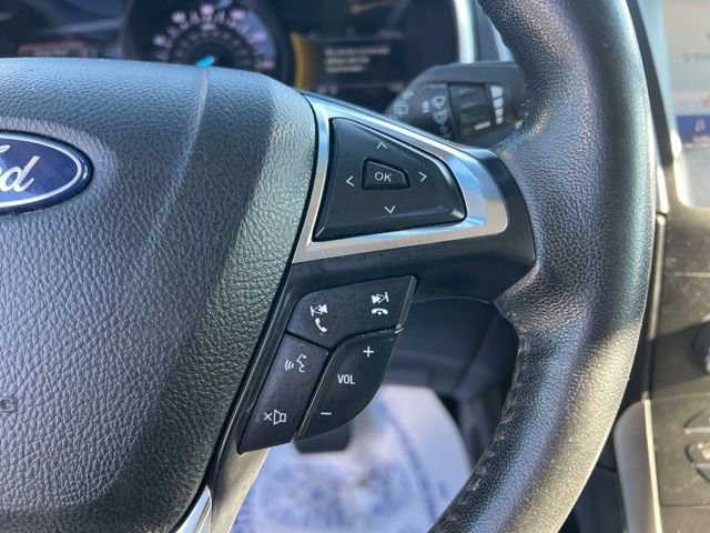 Used 2020 Ford Edge SEL image 15