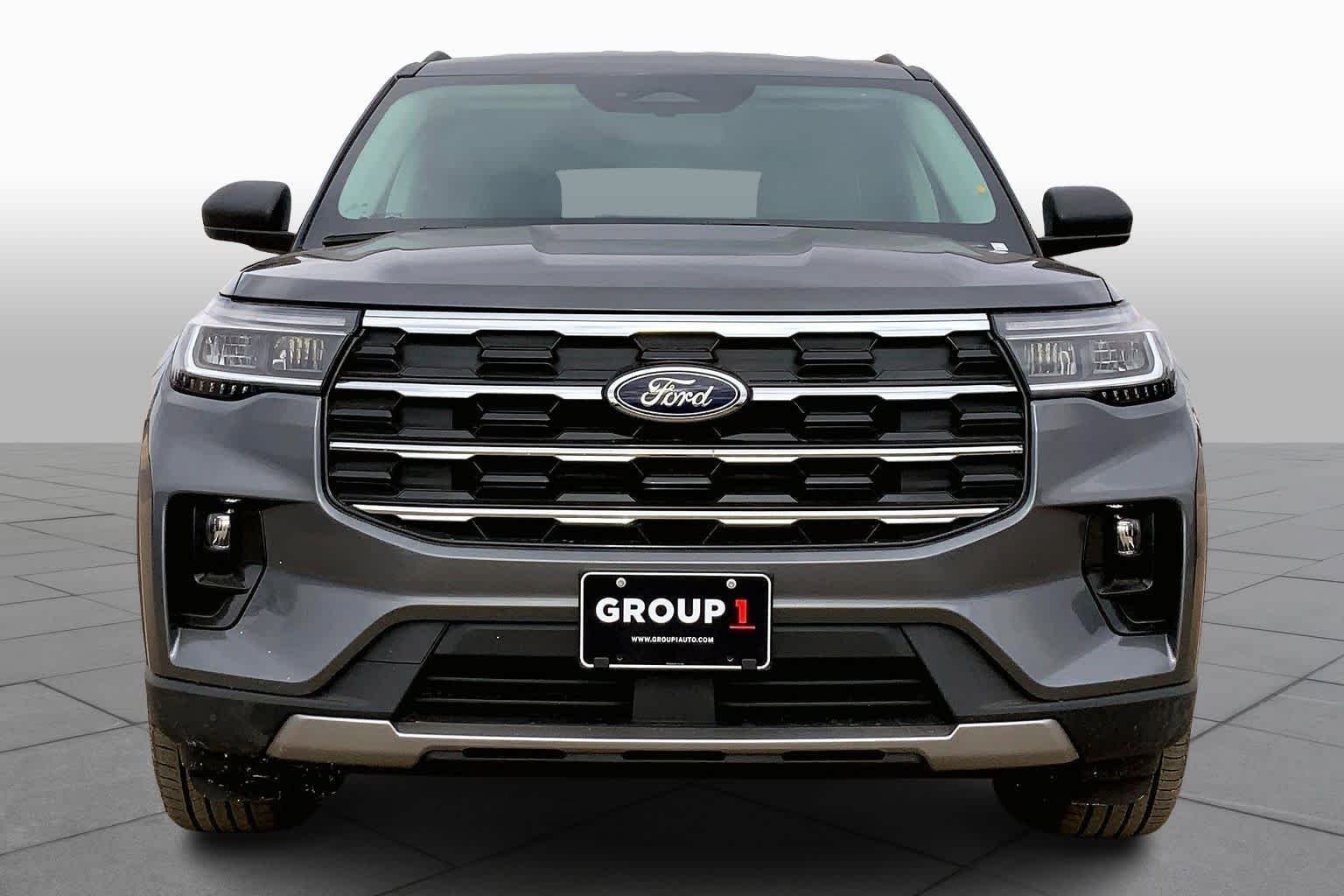 New 2026 Ford Explorer Active w/ Active Comfort Package image 3