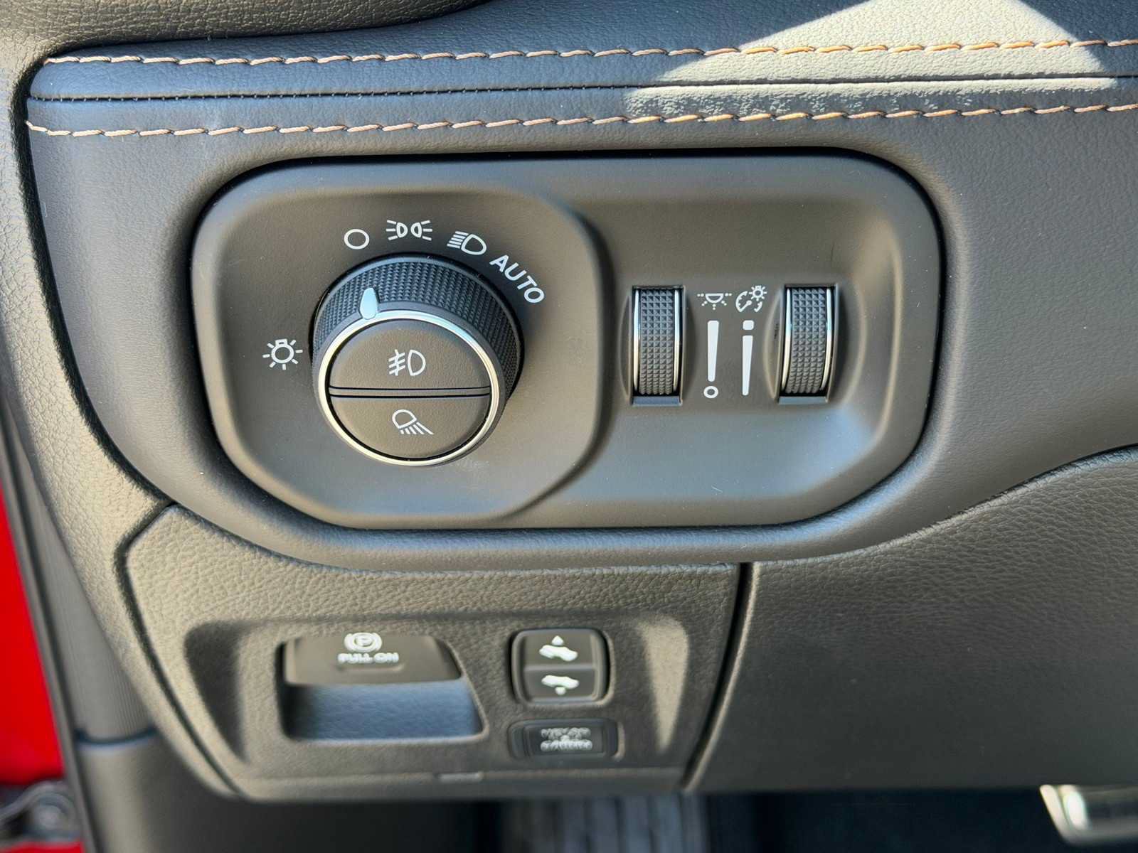 New 2026 RAM 1500 Tungsten AWD/4WD image 15