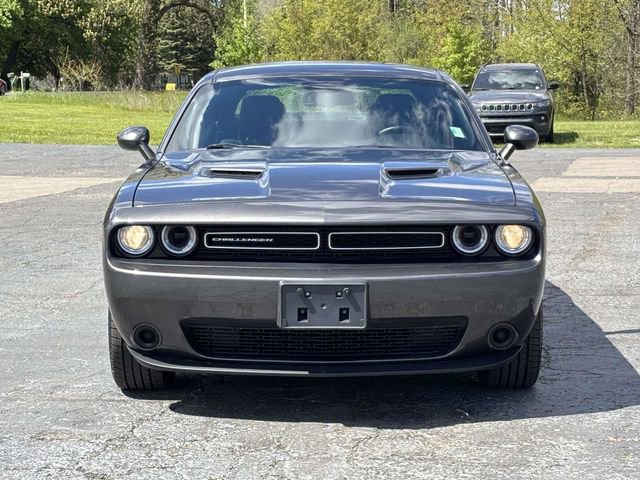 Used 2019 Dodge Challenger SXT RWD image 24