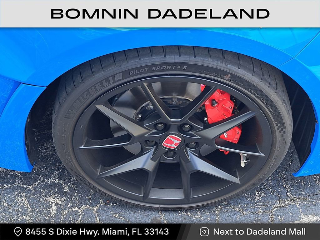 Used 2025 Honda Civic Type R image 9