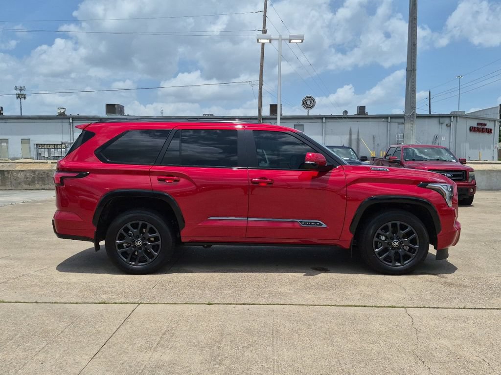 Certified 2025 Toyota Sequoia Platinum AWD/4WD image 7