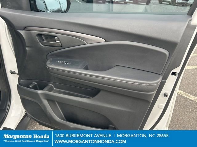 Used 2024 Honda Passport EX-L image 38