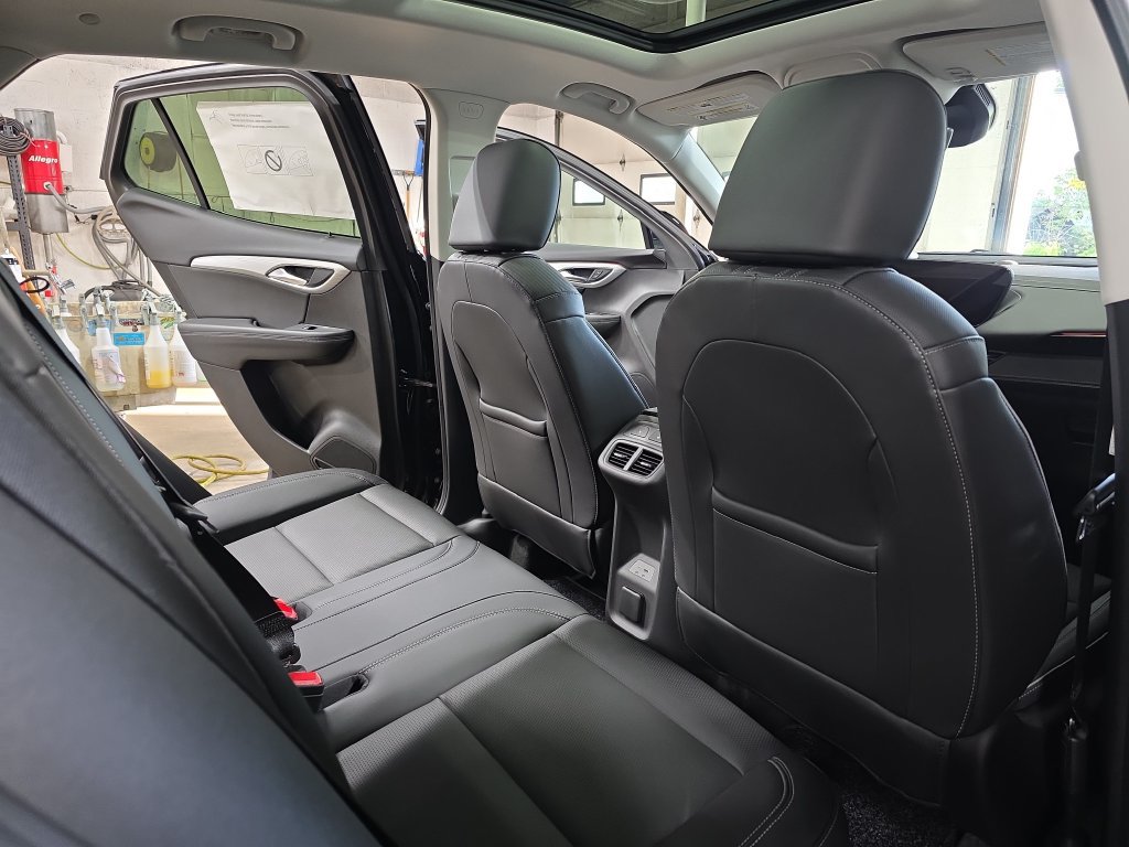 New 2026 Buick Envision Avenir AWD/4WD image 13