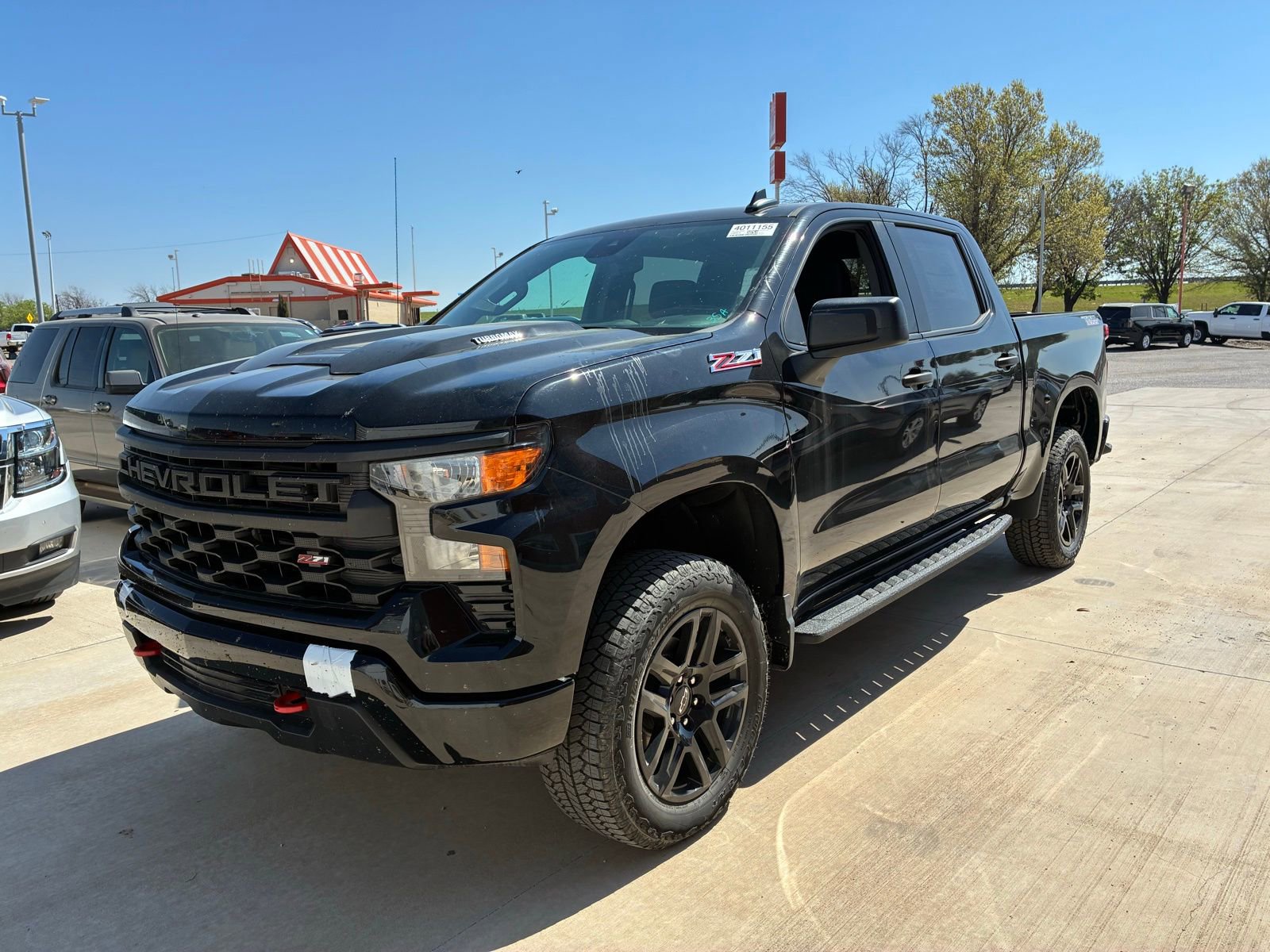 Used 2025 Chevrolet Silverado 1500 Custom Trail Boss image 1