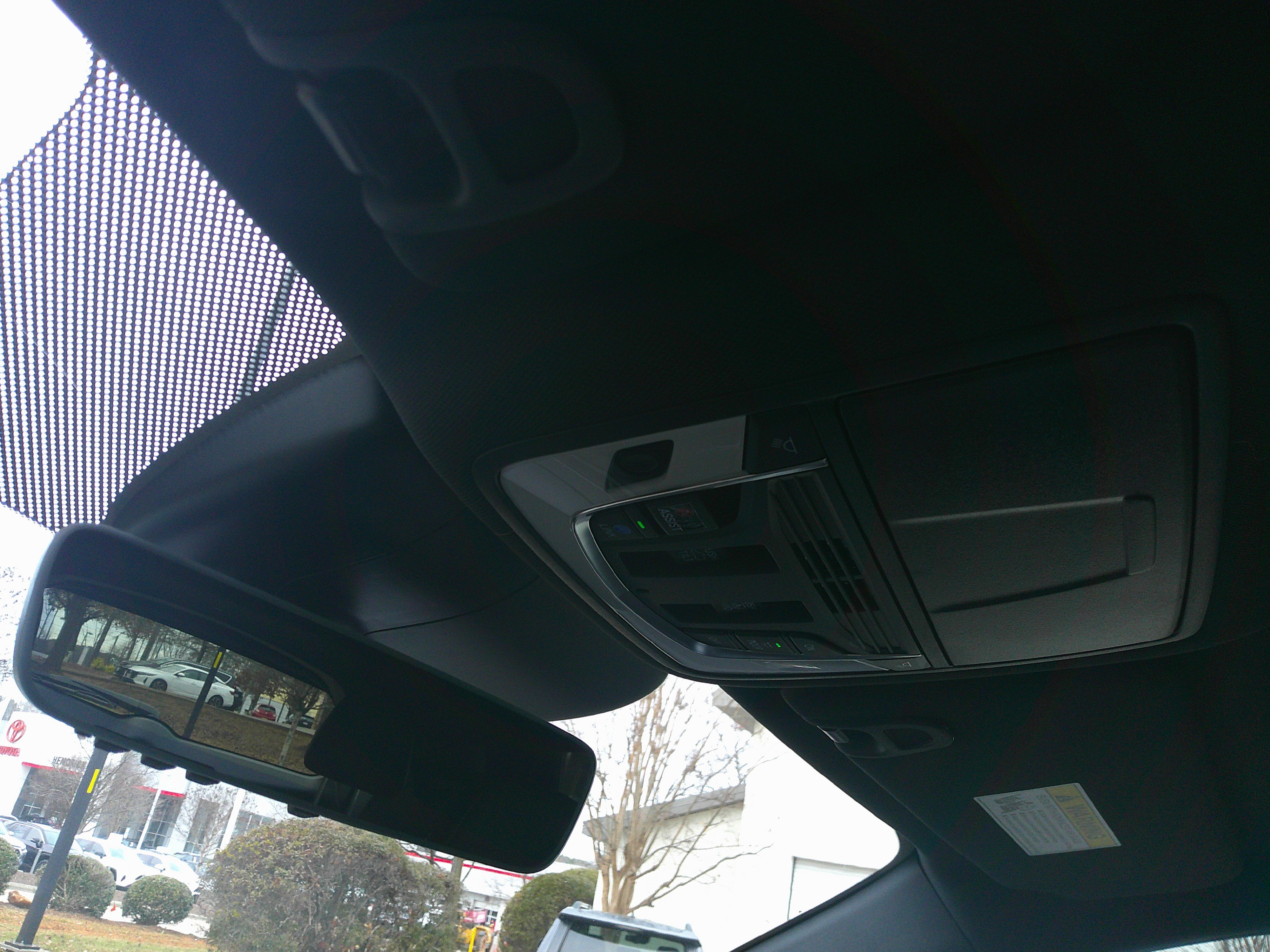 Used 2025 Acura RDX SH-AWD image 28