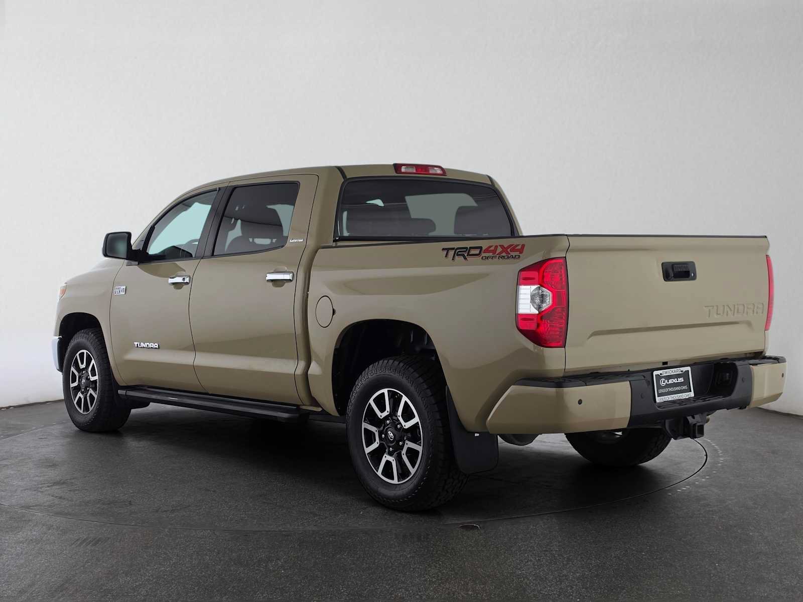 Used 2018 Toyota Tundra Limited w/ Limited Premium Package AWD/4WD image 5