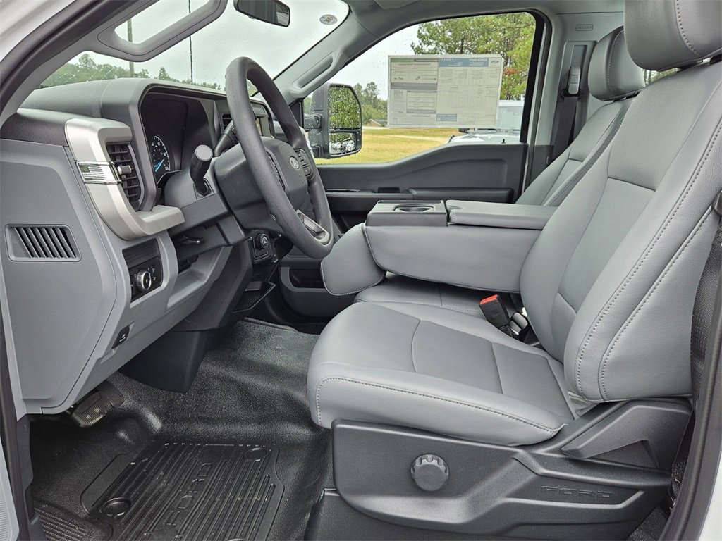 New 2026 Ford F250 XL image 5