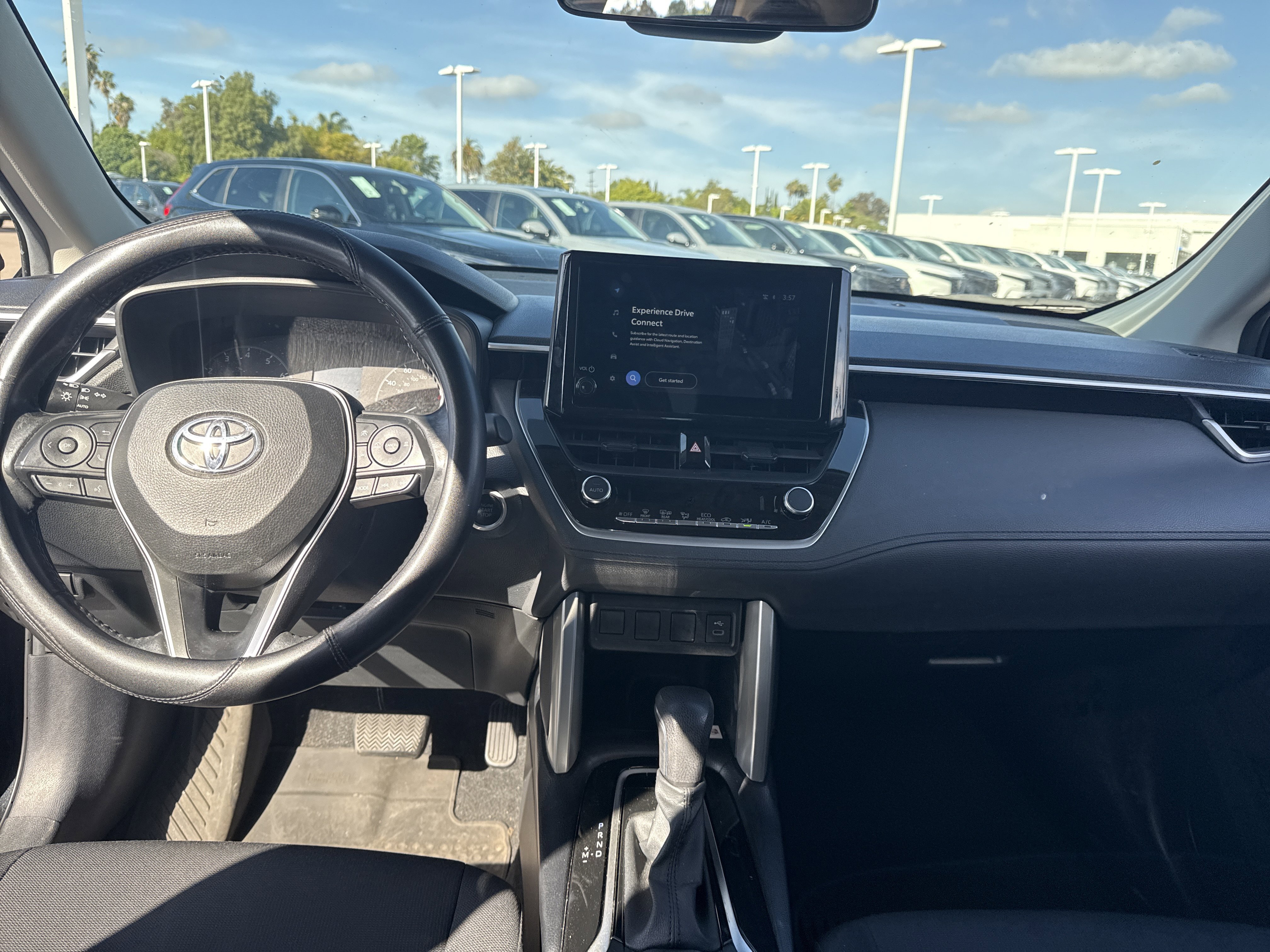 Used 2023 Toyota Corolla Cross LE image 14