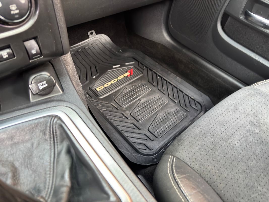 Used 2009 Dodge Challenger SRT8 w/ SRT Option Group II RWD image 34