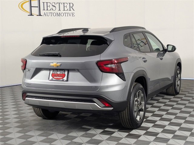 Certified 2025 Chevrolet Trax LT w/ LT Convenience Package image 7