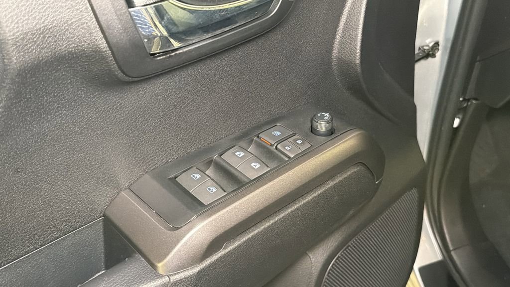 Used 2023 Toyota Tacoma TRD Off-Road image 18