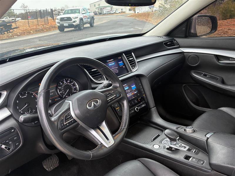 Used 2021 INFINITI QX50 Luxe AWD/4WD image 11